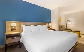 Comfort Suites Columbia Northeast - Fort Jackson